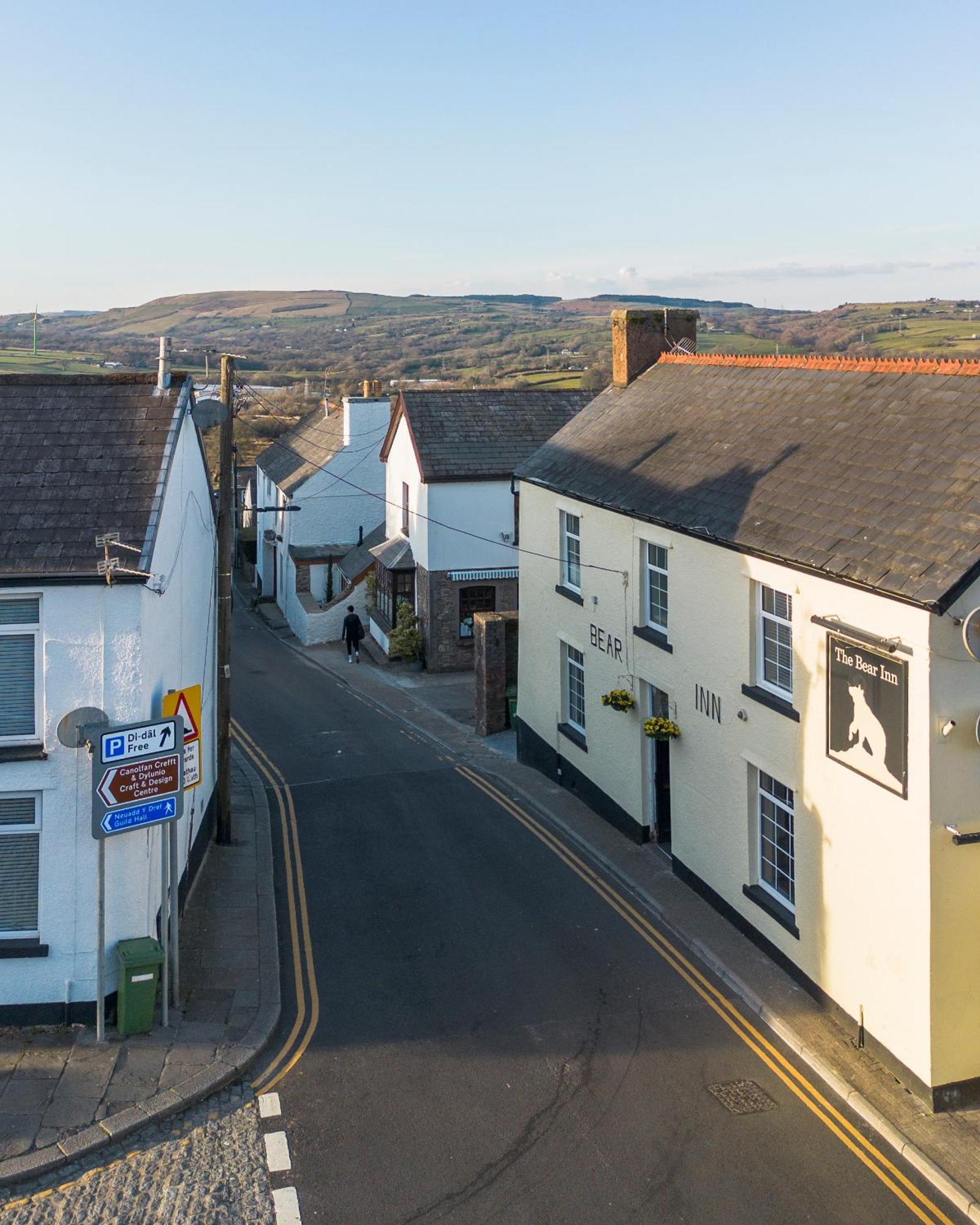 The Bear Inn Llantrisant  Exterior foto